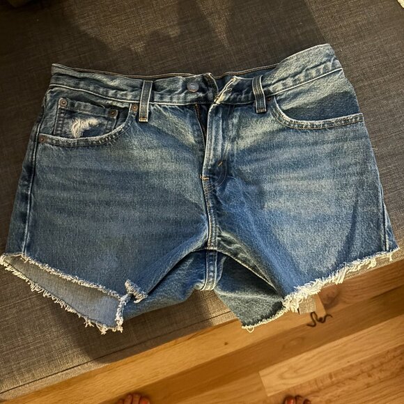 Levis Premium Denim Cut Off Shorts • 28 - Picture 3 of 6